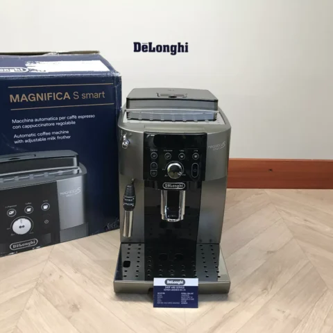 De'Longhi Magnifica S Smart ECAM 250.33.TB Bean to Cup Coffee Machine