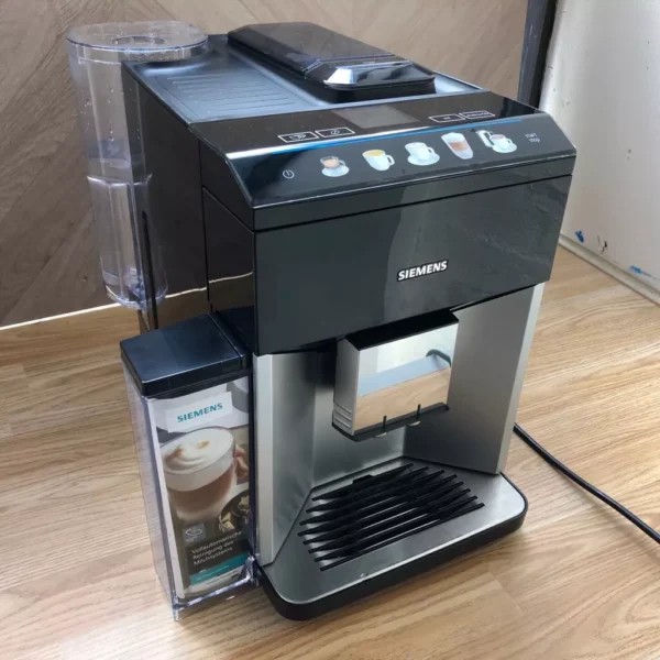 Siemens TQ503GB1 EQ.500 Integral Automatic Bean to Cup Coffee Machine - Image 9