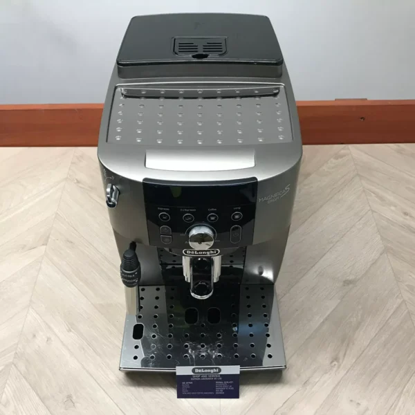 De'Longhi Magnifica S Smart ECAM 250.33.TB Bean to Cup Coffee Machine - Image 9