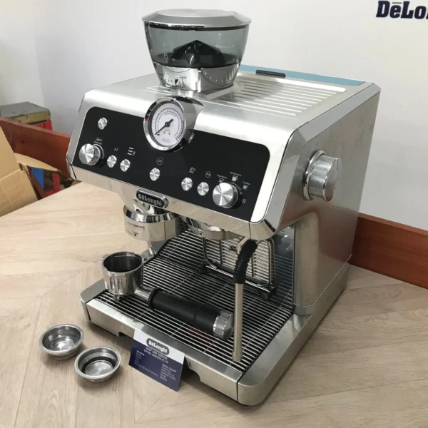 De'Longhi EC9355.M La Specialista Prestigio Bean to Cup Coffee Machine - Image 5