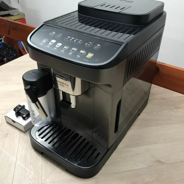 De'Longhi Magnifica Evo Bean to Cup Coffee Machine ECAM290.81.TB - Image 6