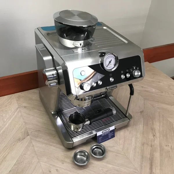 De'Longhi EC9355.M La Specialista Prestigio Bean to Cup Coffee Machine - Image 4