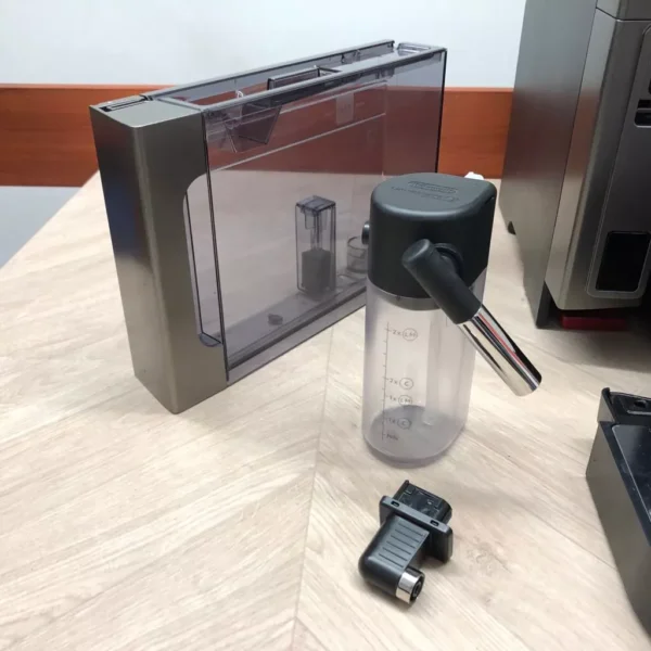 De'Longhi Magnifica Evo Bean to Cup Coffee Machine ECAM290.81.TB - Image 2