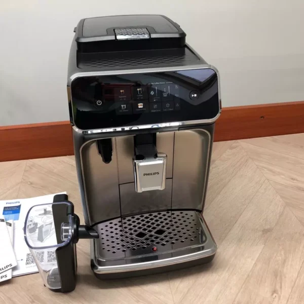 Philips LatteGo Fully Automatic Bean To Cup Coffee Machine 3200 Series EP3246 - Image 4