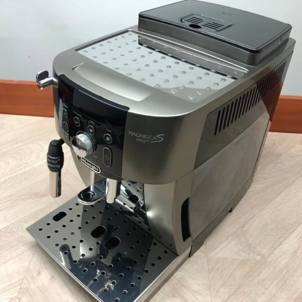 De'Longhi Magnifica S Smart ECAM 250.33.TB Bean to Cup Coffee Machine - Image 5