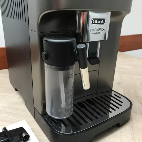 De'Longhi Magnifica Evo Bean to Cup Coffee Machine ECAM290.81.TB - Image 3