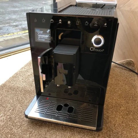 Cuisinart EM1000U Veloce Fully Automatic Bean-To-Cup Coffee Machine Mint Condit.
